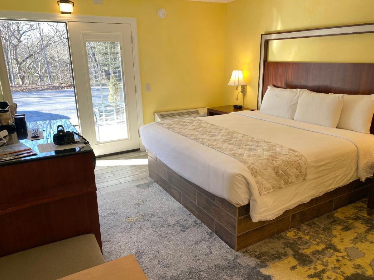 Cascades Inn Блумингтън Екстериор снимка