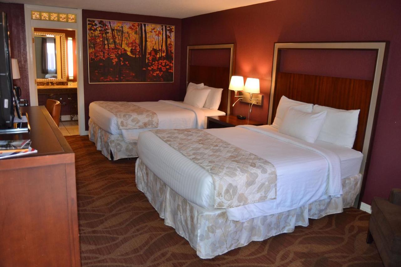 Cascades Inn Блумингтън Екстериор снимка