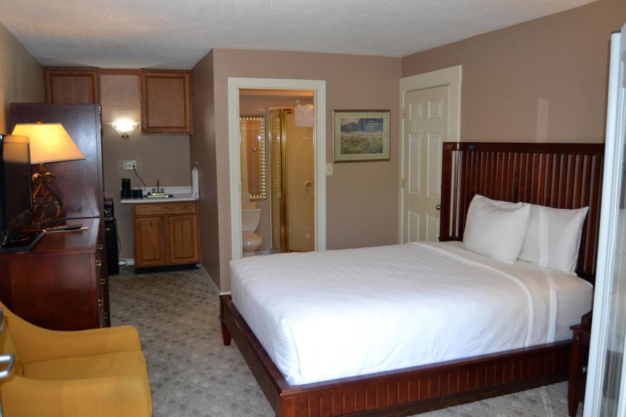 Cascades Inn Блумингтън Екстериор снимка
